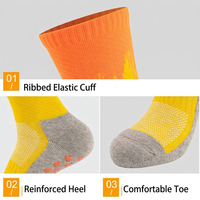 Chaussettes de football personnalisées antidérapantes à dégradé de couleurs, chaussettes de sport respirantes et rembourrées pour l'entraînement en équipe