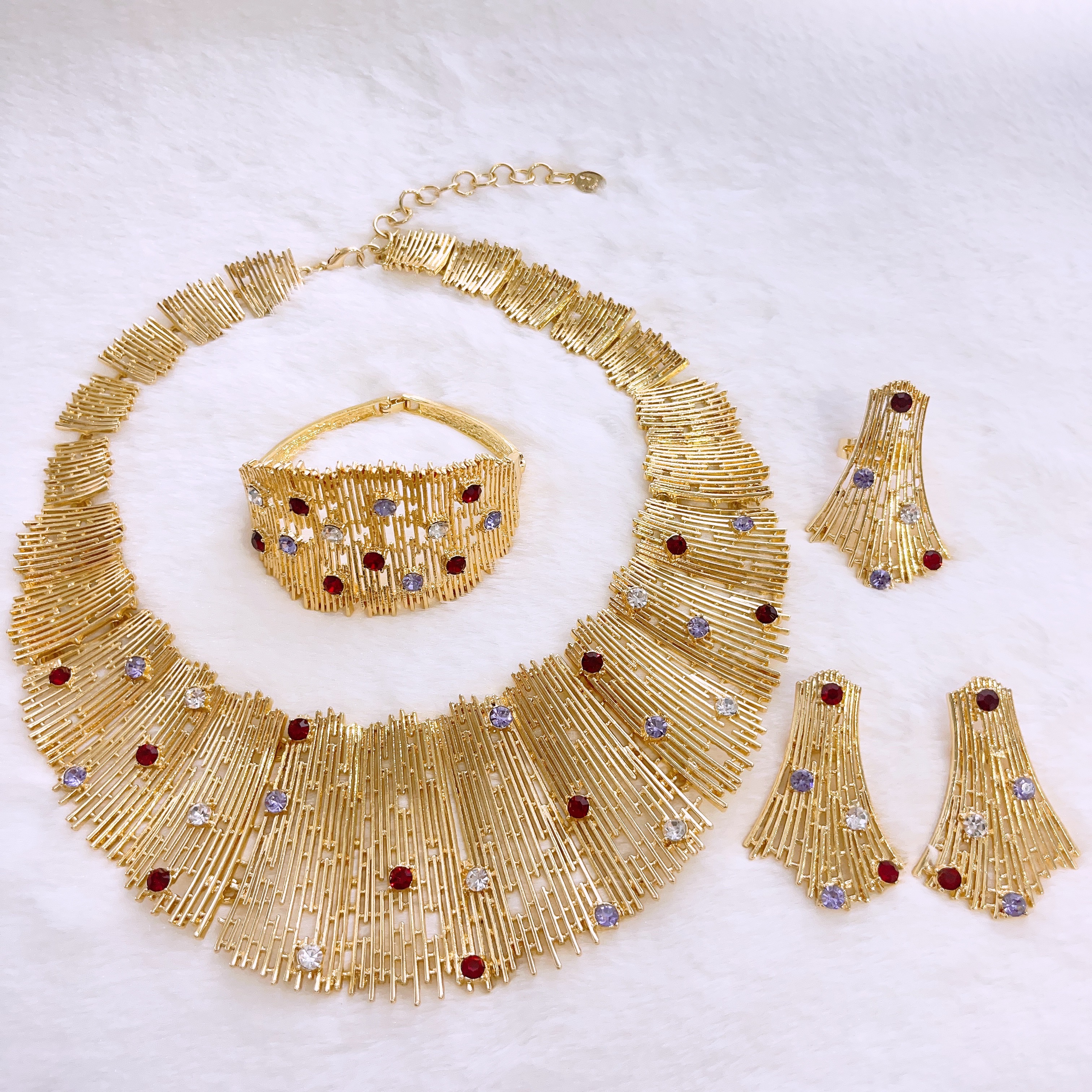 アート・デザイン・音楽 Fashion jewelry made in Italy アート・デザイン・音楽 Fashion jewelry made in Italy