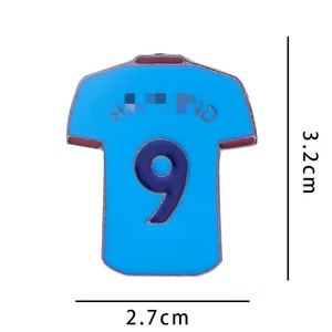 Vente en gros de broches de maillot de football en bronze épingle à vêtements en émail insigne avec <span class=keywords><strong>carte</strong></span> logo de sport poli pour cadeaux - Product Image 5