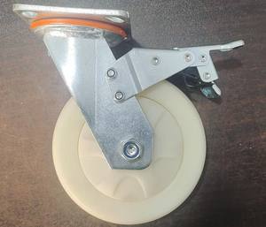 Cric de remorque pour bateau marin avec <span class=keywords><strong>roue</strong></span> en caoutchouc de 6 pouces, capacité de 7000 livres - Product Image 2