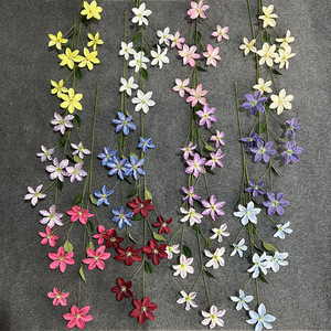 Flores Artificiales de Clematista de Seda, 7 Tallos Largos, Realistas, Decoración para Bodas, Accesorios para Fotografía en Exteriores, Decoración para el Hogar - Product Image 2