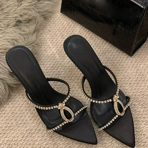 Sandalias de tacón alto y fino para mujer, con diamantes y pedrería, de verano, con correa, zapatos de vestir con punta puntiaguda, estilo mule. - Product Image 5