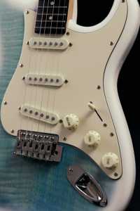 جيتار كهربائي احترافي E-FORCE SC-1 بهيكل من خشب الحور وتشطيب مطلي، 10-46 وتر للاستخدام على المسرح - Product Image 5