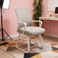 Chaise de bureau ergonomique confortable en acier avec accoudoirs fixes et base pivotante pour une utilisation prolongée, idéale pour l'étude et les dortoirs