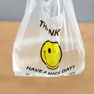 Sacs d'emballage de t-shirt de haute qualité taille personnalisée épaisseur de couleur vente en gros de sacs de t-shirt - Product Image 2