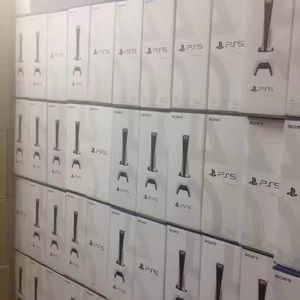 Consola de Videojuegos Usada Original para 5 TV, 1TB, 99% Nueva, con Control, 5000-10000 Juegos, Caja de Regalo - Product Image 1