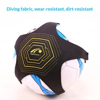 Dispositif d'entraînement de football pour enfants (primaire et secondaire) pour le jonglage et l'assistance au ballon en hauteur, avec tissu de plongée
