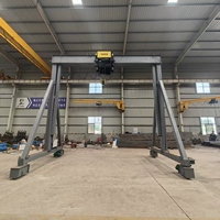 Grue portique mobile électrique omnidirectionnelle de 1 tonne, légère, avec moteur et engrenage.
