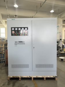 Regolatore di Tensione Automatico Trifase CE 300kw 200kw 150kw 100KW 220V 380V con Servomotore, Stabilizzatore di Tensione AVR - Product Image 3