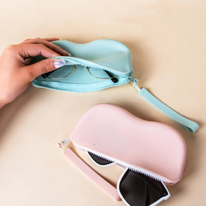 Portable Silicone <b>Bag</b> With Wrist Strap Protective Cover <b>Waterproof</b> <b>Bag</b> Eyewear Storage Pouch - Product Image 4