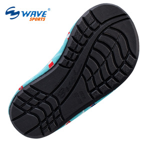 Chaussures aquatiques à bout fermé, tige en nylon, semelle extérieure en caoutchouc antidérapante, unisexe, pour la natation, la plongée en apnée et la plage en été - Product Image 4