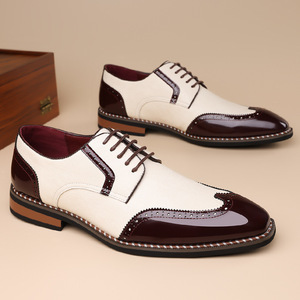 Best-selling large-sized men's brocade engraved lace British-style business formal leather <b>shoes</b> - Product Image 1
