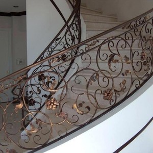 Rampe d'escalier en fer forgé de style européen, durable, pour escalier en colimaçon intérieur, pour l'intérieur de villa - Product Image 1