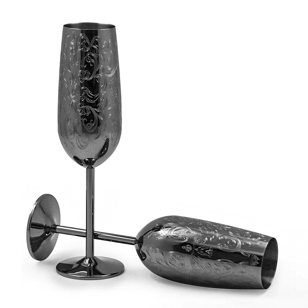 Fleur noire gravée