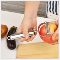Hete Verkoop Roestvrij Staal 2 In 1 Multifunctionele Aardappelschraper Appelkomkommer Dunschiller Huishoudelijke Fruitschiller Snijmachine