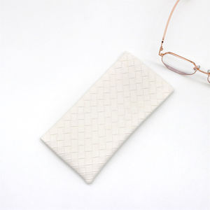 批发便携式可重复使用的各种颜色防水pu袋太阳镜袋和护理产品包装袋 - Product Image 5