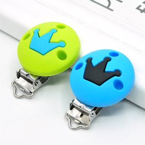 Chupete y clip de <span class=keywords><strong>madera</strong></span> de silicona personalizados 100% de grado alimenticio - Product Image 6