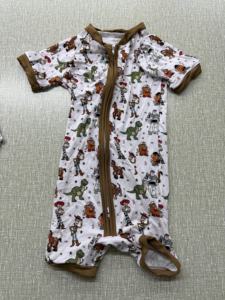 Детские летние пижамы из бамбука с коротким рукавом для мальчиков и девочек, на молнии, для новорожденных, с индивидуальным принтом в западном стиле - Product Image 4