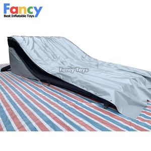 Airbag de Atterrissage Gonflable Géant Personnalisé pour VTT avec Matériel PVC 0,55 mm Certifié CE pour Utilisation en Stunt et en Descente VTT - Product Image 5