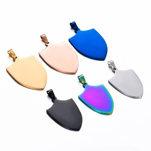 Collier pendentif en acier inoxydable en forme de bouclier, gravable, breloque d'identification vierge, accessoires de bijoux personnalisés en gros - Product Image 2