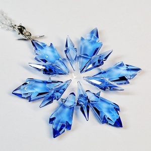 Pendentif de voiture flocon de neige en acrylique haut de gamme, fabriqué à la machine, pour décoration intérieure, ornement suspendu pour rétroviseur - Product Image 3
