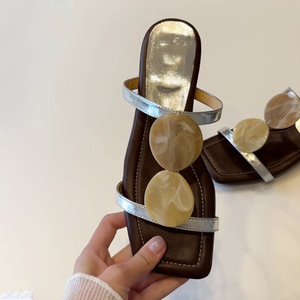 <b>Small</b>-scale French-style One-piece Open-toe Square-toe Elegant Roman-style Low-heeled Flat Breathable Genuine Anti-slippery - Product Image 2