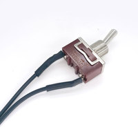 Interrupteur à bascule GWS-18 SPST 8 A/125 VAC, 4 A/250 VAC ou 1/3 HP et 10 ampères/125 volts AC, 2 positions