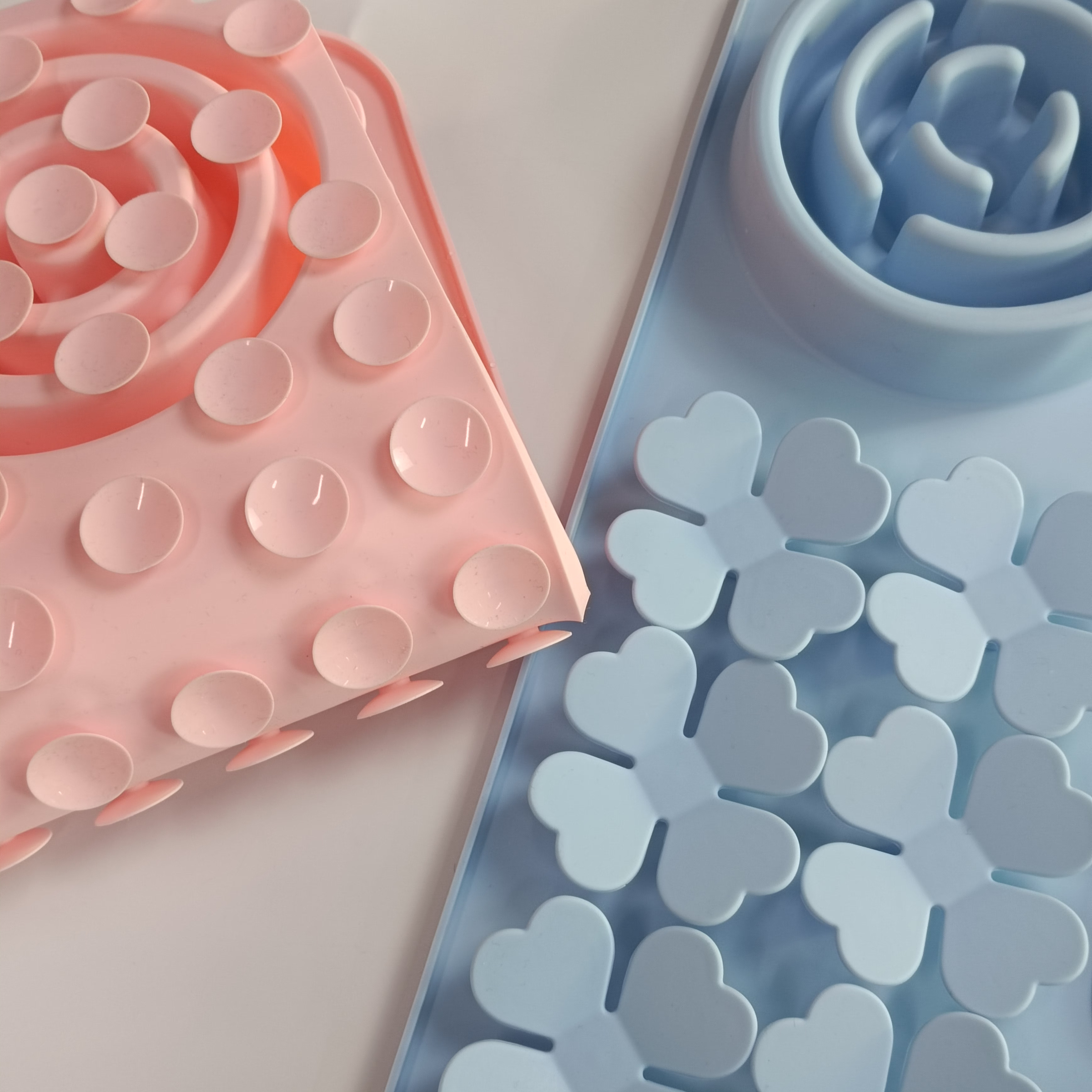 dog bathroom lick mat with suction