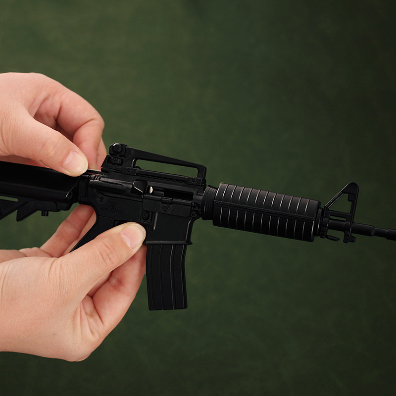 廉价逼真玩具枪金属模型28厘米玩具步枪模型枪1:3 AR15 M4A1