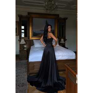 Black Roseline Ball <b>Gown</b> Evening Dress Short Sleeves <b>Floor</b>-<b>Length</b> Featuring Rose Detail Feathers Floral Decoration ODM XS XL - Product Image 1