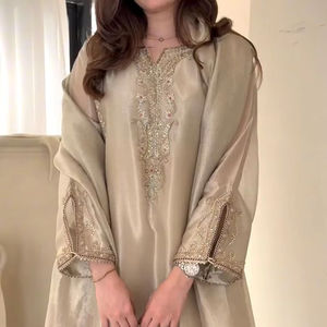 Ensemble haut, palazzo et dupatta pour femme, style traditionnel de créateur, prix de gros - Product Image 6