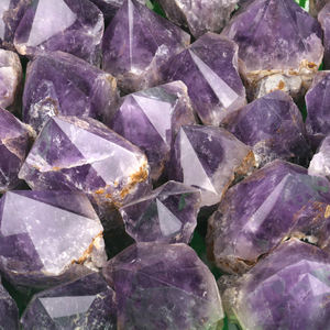 Tour de points d'améthyste en pierre brute en cristal naturel de haute qualité pour <span class=keywords><strong>la</strong></span> guérison - Product Image 1