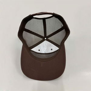 Gorra Trucker Blanks Coffee Gingham de 5 Paneles con Visera Curva, Gorra Deportiva Ajustable, Venta al por Mayor para Hombres y Mujeres - Product Image 3