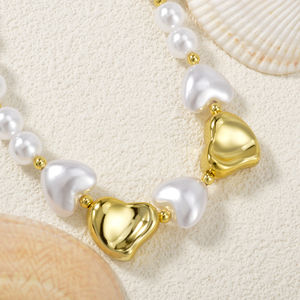 Collier tendance personnalisé en or 14 carats plaqué or avec perles baroques en forme de cœur pour l'anniversaire des femmes - Product Image 5