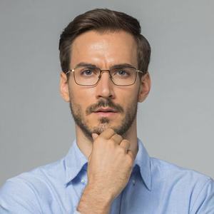 Gafas de Miopía Ultraligeras de Titanio Puro LEX, Montura de Alambre Plateado Estilo Ejecutivo, Lentes AC, Montura Cuadrada Retro de Aro Completo para Hombre - Product Image 5
