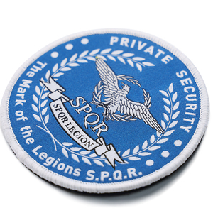 Fer tissé bleu de vente chaude sur des patchs personnalisés patchs adhésifs en gros Logo pour chapeaux et uniformes - Product Image 1