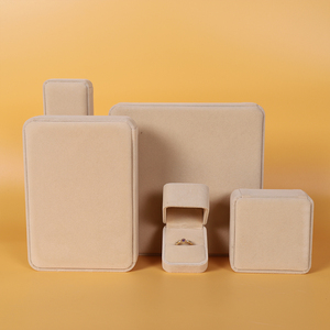 Emballage <span class=keywords><strong>de</strong></span> bijoux en gros pour <span class=keywords><strong>les</strong></span> fabricants, boîte cadeau personnalisée avec logo, boîte à bijoux en velours jaune pour collier, bracelet, boucles d'oreilles, bague. - Product Image 2