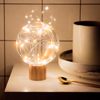 Veilleuse romantique ciel étoilé LED lumière de table de chevet enfichable avec acrylique blanc chaud rechargeable pour chambre de filles
