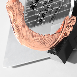 Trofeo de Cristal Grabado Ecológico con Diseño Personalizado y Placa de Medalla de Oro para Ceremonias de Premiación y Servicios Empresariales - Product Image 5