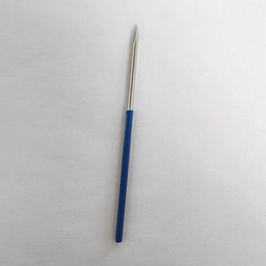 Extracteur de points noirs stérile professionnel Mitsubishi à trois lames pour le visage et l'acné - Product Image 2