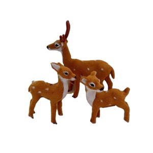 Linda simulada <span class=keywords><strong>Sika</strong></span> Deer Set <span class=keywords><strong>3</strong></span> combinación lindo <span class=keywords><strong>Sika</strong></span> Deer colgante escritorio ventana pantalla Regalo De vacaciones decoración de Navidad - Product Image 1