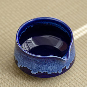 Bol à matcha en céramique fait main avec logo personnalisé, simple, moderne, écologique, de haute qualité, avec bec verseur pour service à thé - Product Image 2