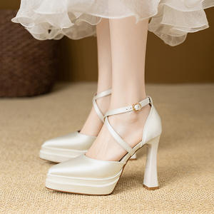 รองเท้าเจ้าสาวแบบสวมสไตล์แมรี่เจนสำหรับผู้หญิง คอลเลคชั่นฤดูใบไม้ร่วง-ฤดูร้อน ปี 2026 ส้นหนา ระบายอากาศได้ดี สายไขว้ หนังแท้ - Product Image 4