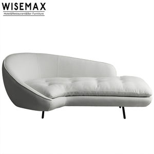 Sofá Curvo Moderno de Terciopelo con Patas Metálicas WISEMAX FURNITURE, Ideal para Salones de Belleza, Vestíbulos de Hoteles, Sofá de Lujo para Bodas, Chaise Longue - Product Image 6
