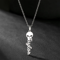 Collier avec pendentif en forme de crâne personnalisé, en acier inoxydable 316L, collier gravé avec un nom personnalisé, bijoux cadeau pour Halloween