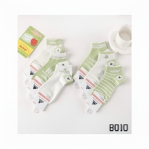 Calzini corti sportivi in cotone 100% da donna con 5 dita che assorbono il sudore con Logo personalizzabile tecnica di sublimazione stampa digitale - Product Image 1