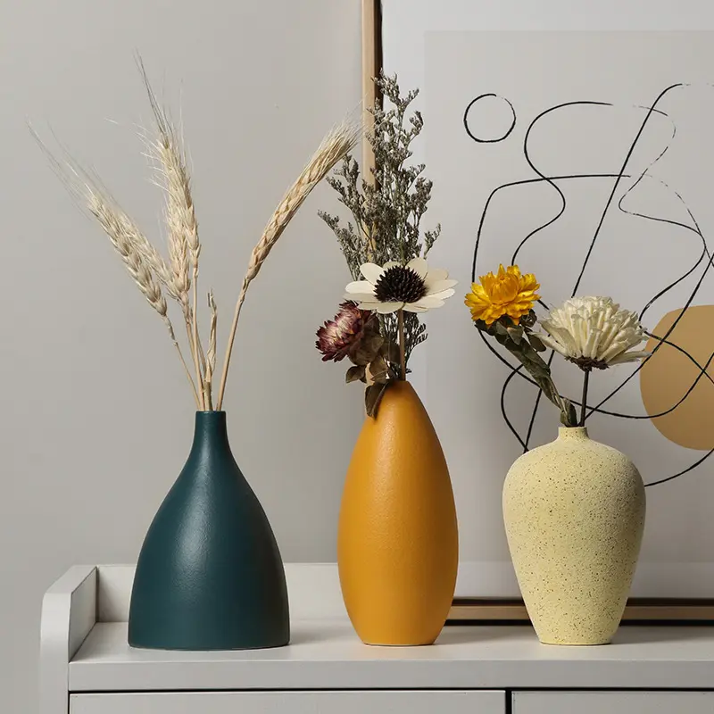 Luxury Style Unique Porcelain Bud Vases For Arrangement Home Decoration Ceramic Flower Vase