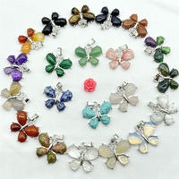 Collier Pendentif Papillon Gravé en Agate Naturelle Polie Forme Goutte d'Eau Collection Cadeau Amour Propriétés Guérissoires