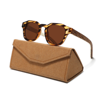 Dernière vente en gros petit cadre en bois Temples Designer dame lunettes de soleil rétro polarisées UV400 lentille nuances femmes lunettes de soleil