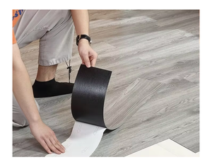 Planche de vinyle de luxe Carrelage imperméable <span class=keywords><strong>PVC</strong></span> collé LVP Design moderne antidérapant Installation auto-adhésive Texture unie - Product Image 1